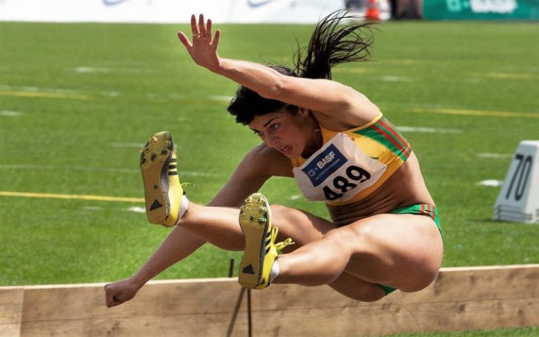 long-jump-what-is-about-history-rules-phases-track-shoes